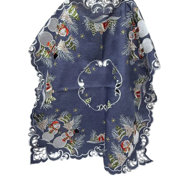 Christmas Tablecloth Holiday Snowmen Blue 32" Square Topper Embroidered - Picture 6 of 9